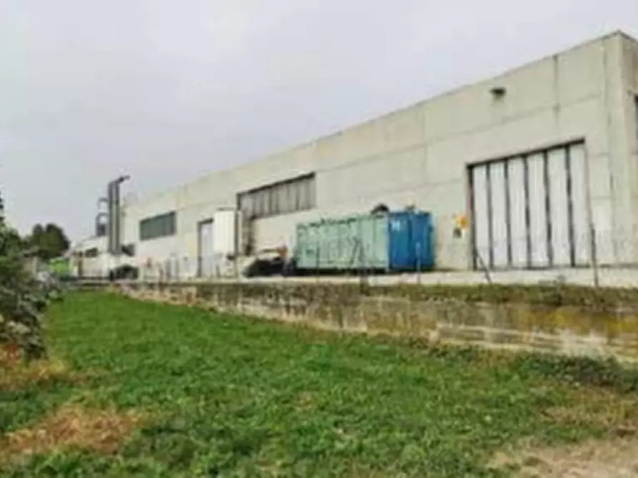 Immagine 1 di Capannone industriale in vendita  in Via Cal della Madonna a Farra Di Soligo