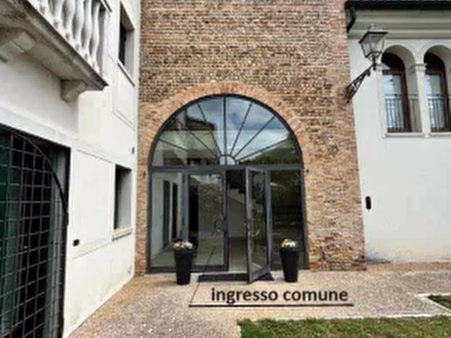 Immagine 5 di Appartamento in vendita  in Via Ongarine a Paese