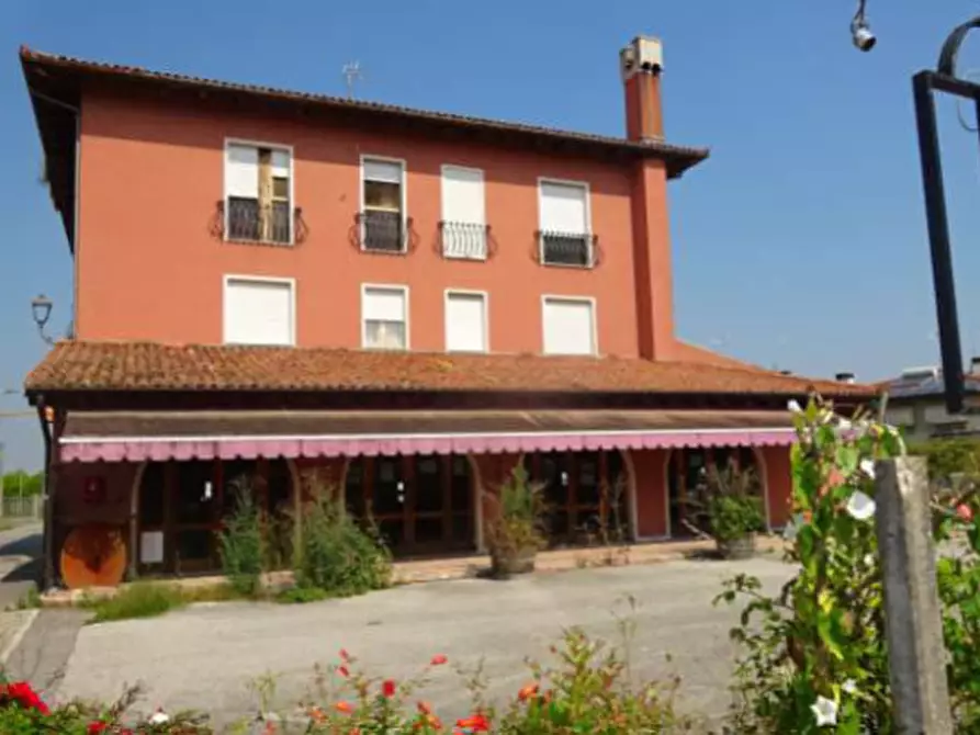 Immagine 7 di Negozio in vendita  in Via Nicolò Bettoni a Fossalta Di Portogruaro