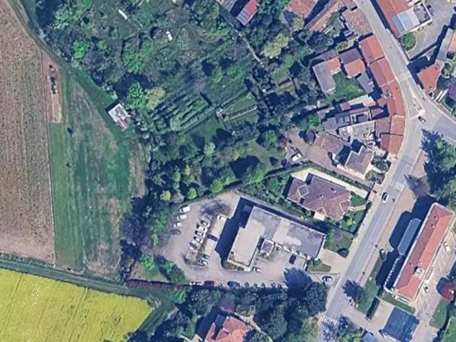 Immagine 14 di Negozio in vendita  in Via Nicolò Bettoni a Fossalta Di Portogruaro