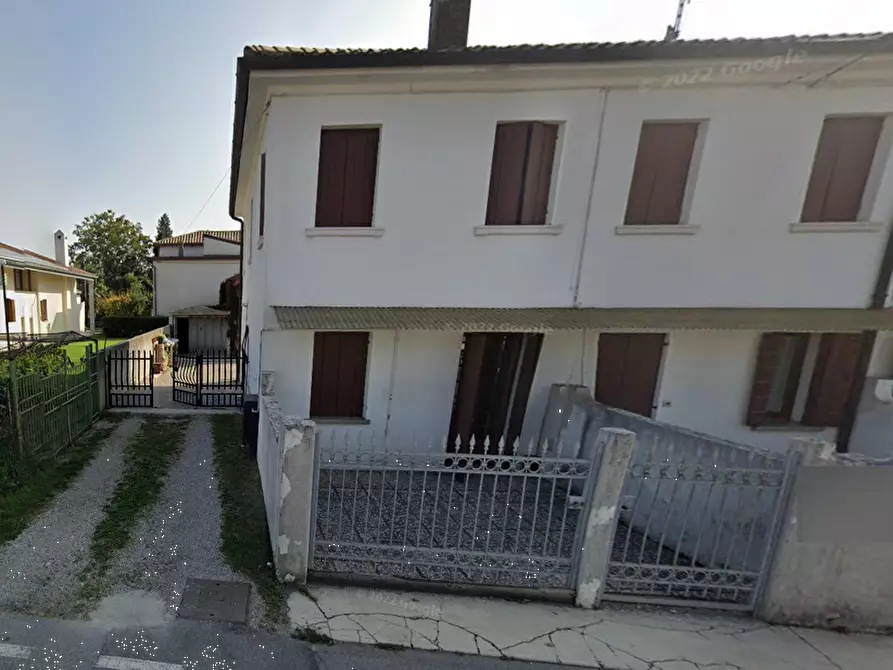 Immagine 8 di Porzione di casa in vendita  in Via Antonio Gramsci  a Montebelluna