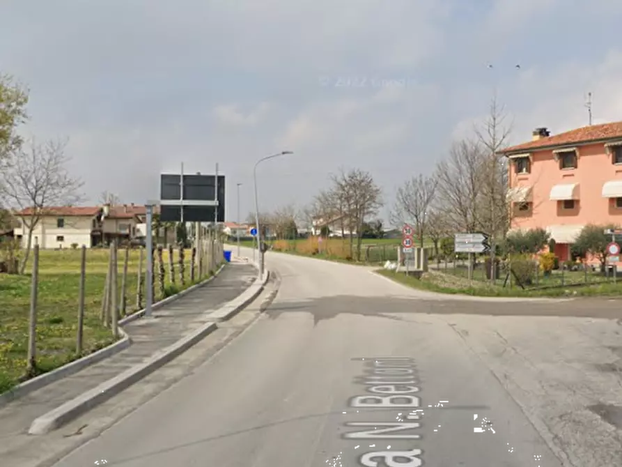 Immagine 11 di Appartamento in vendita  in Via Nicolò Bettoni a Fossalta Di Portogruaro