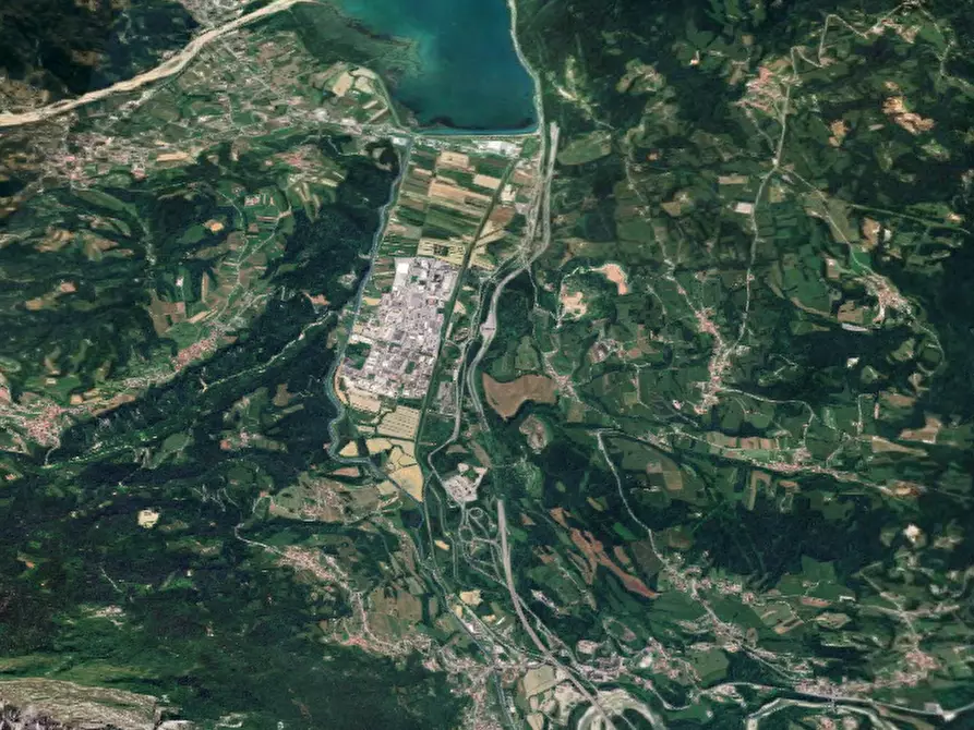 Immagine 14 di Capannone industriale in vendita  in Viale del Lavoro a Alpago