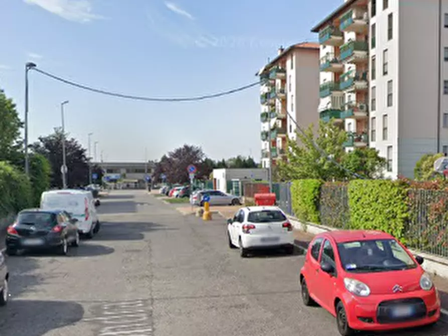 Immagine 13 di Appartamento in vendita  in Via Londra a Senago