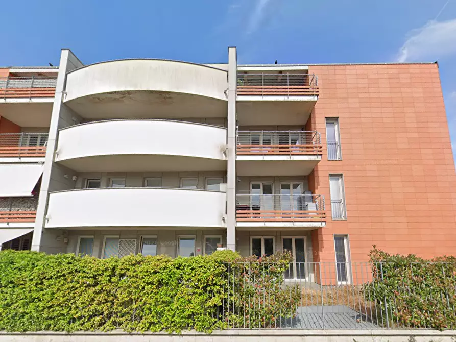 Immagine 14 di Appartamento in vendita  in Via Londra a Senago