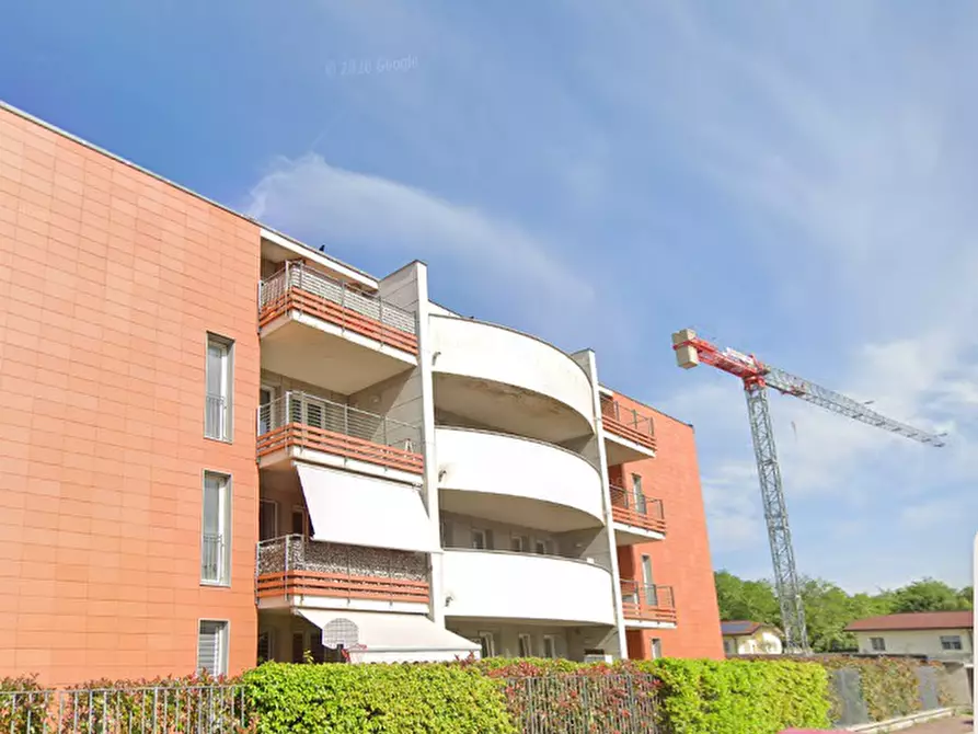 Immagine 17 di Appartamento in vendita  in Via Londra a Senago