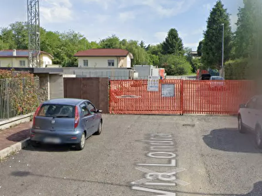 Immagine 21 di Appartamento in vendita  in Via Londra a Senago