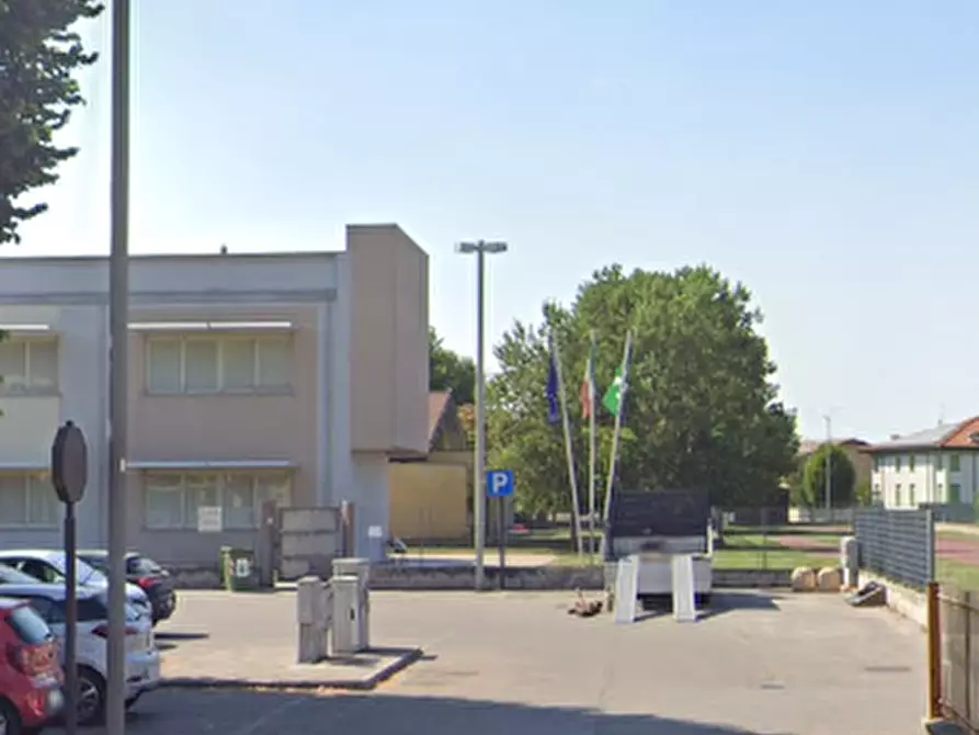 Immagine 4 di Appartamento in vendita  in Via XXV Aprile a Curtatone