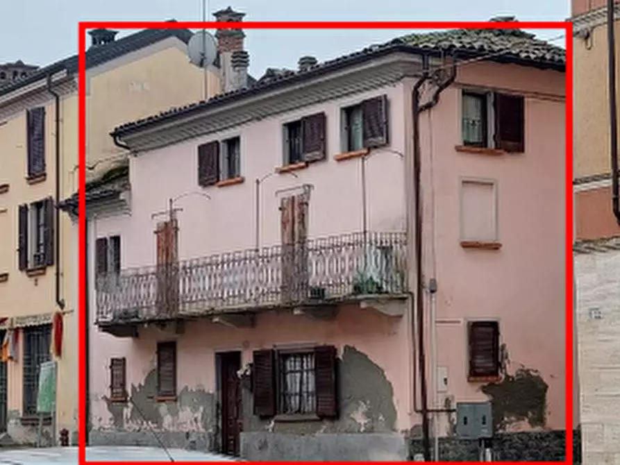 Immagine 10 di Porzione di casa in vendita  in Via Martiri della Libertà a Santa Giuletta