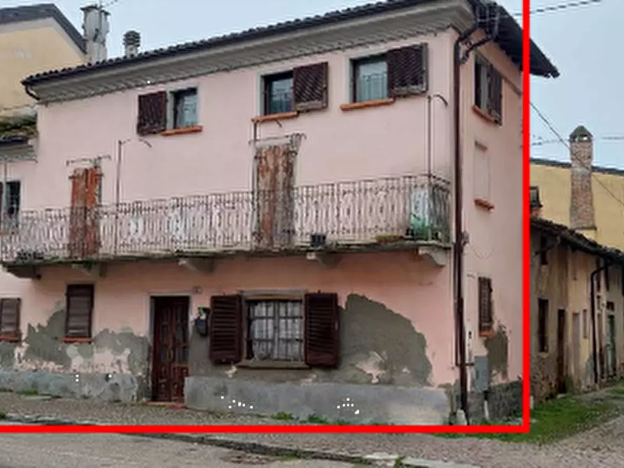 Immagine 12 di Porzione di casa in vendita  in Via Martiri della Libertà a Santa Giuletta