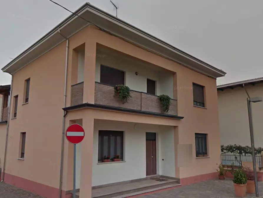 Immagine 4 di Appartamento in vendita  in Via Marconi  a Curtatone