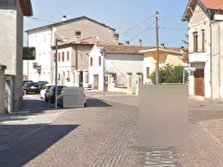 Immagine 10 di Appartamento in vendita  in Via Marconi  a Curtatone