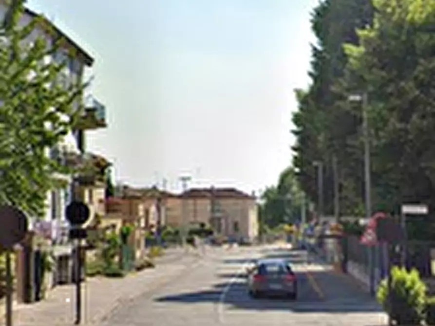 Immagine 11 di Appartamento in vendita  in Via Marconi  a Curtatone