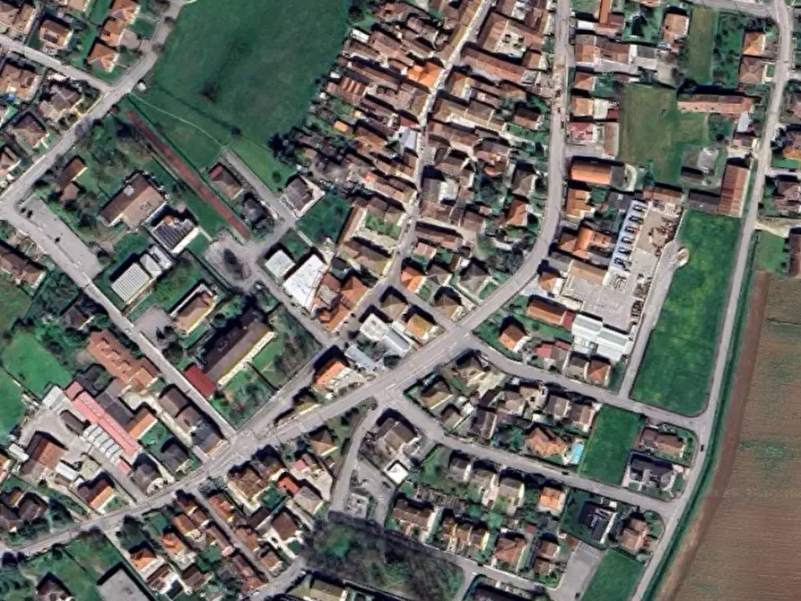 Immagine 13 di Appartamento in vendita  in Via Marconi  a Curtatone