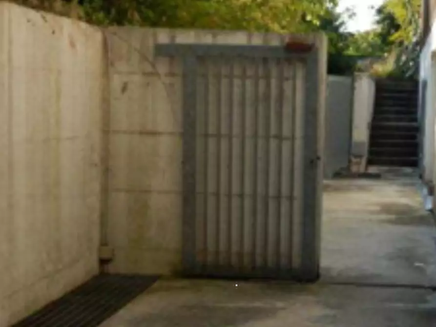 Immagine 2 di Villa in vendita  in Via Mario Zanatta a Ferrara