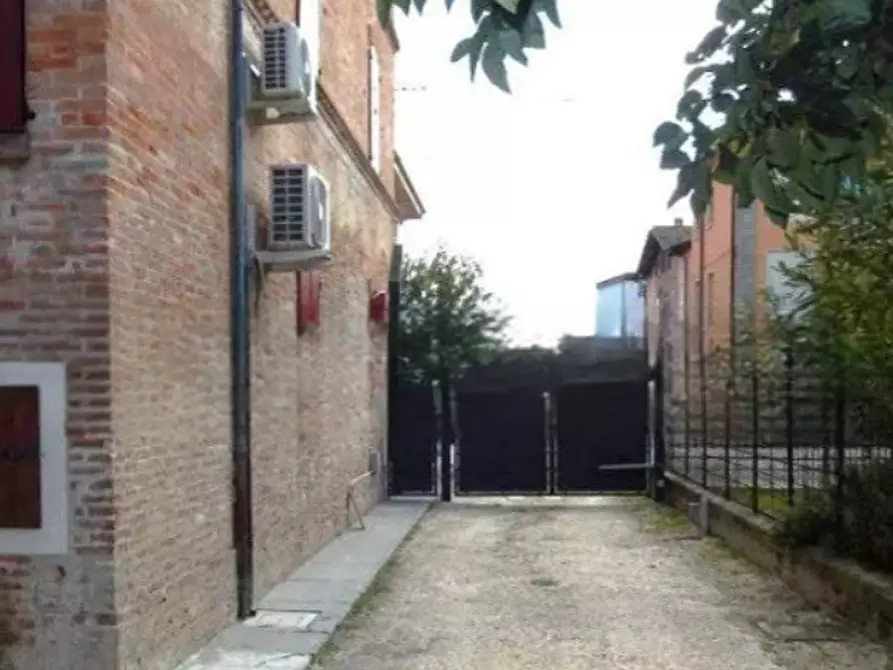 Immagine 4 di Appartamento in vendita  in Via di Renazzo a Cento