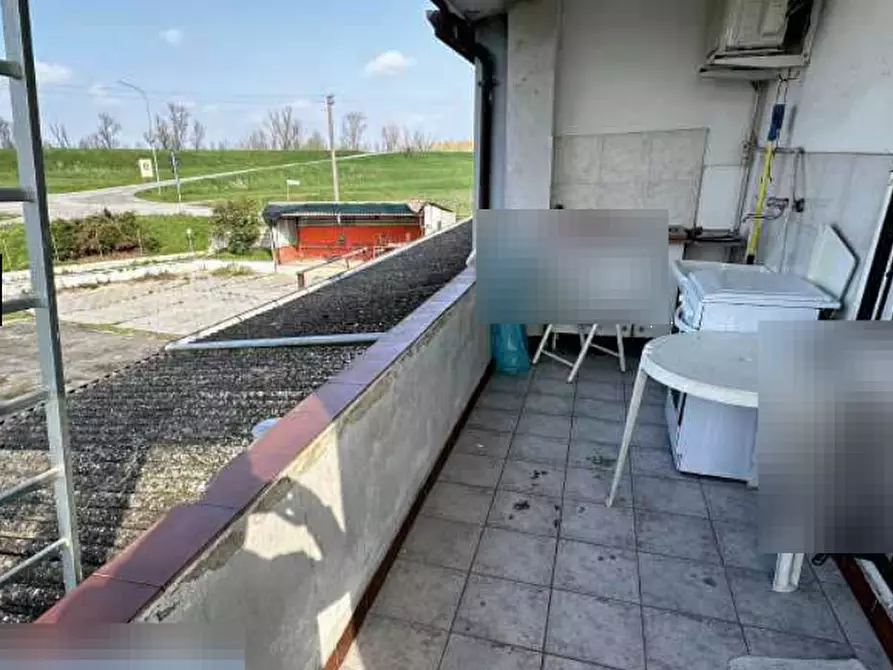 Immagine 10 di Appartamento in vendita  in Via Marchi a Taglio Di Po