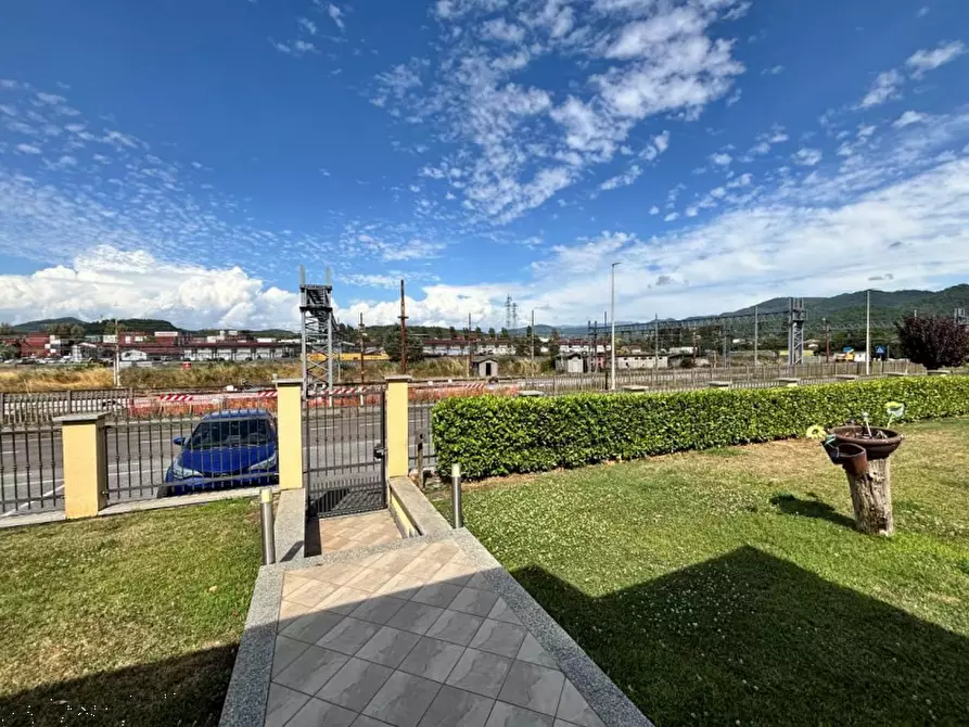 Immagine 3 di Villa in vendita  in Via Guglielmo Marconi a Arquata Scrivia