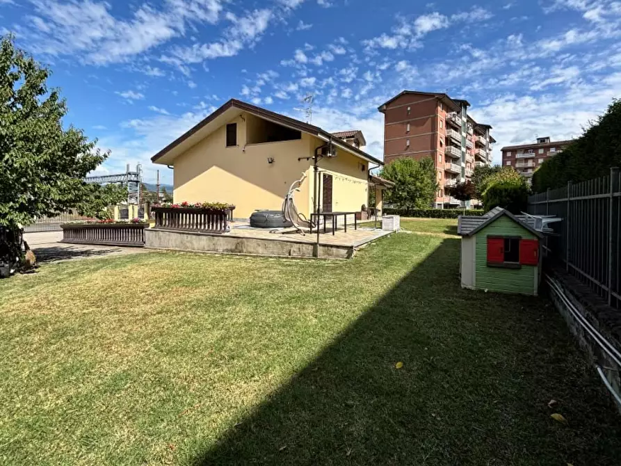 Immagine 4 di Villa in vendita  in Via Guglielmo Marconi a Arquata Scrivia