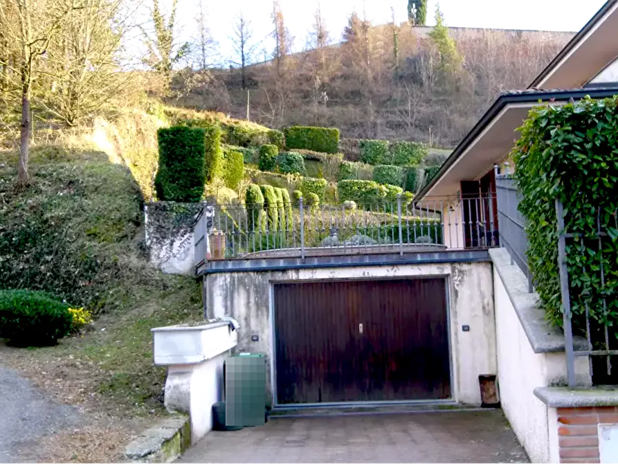 Immagine 12 di Villa in vendita  in Via Rinarolo a Tortona