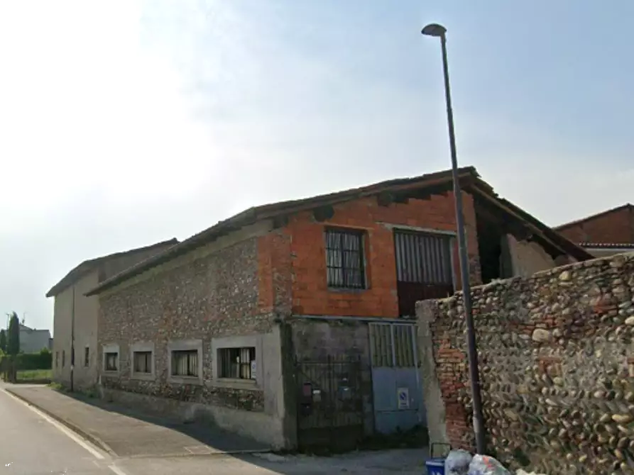 Immagine 5 di Magazzino in vendita  in Via Luoghi a Martinengo