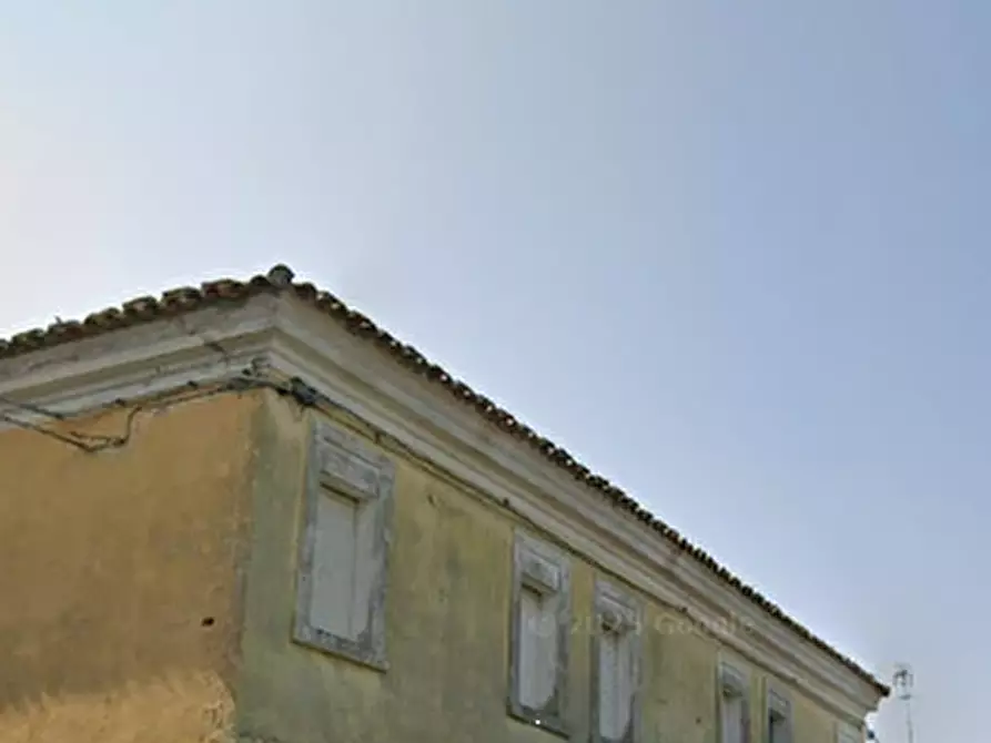 Immagine 10 di Negozio in vendita  in Via Umbria a Taglio Di Po