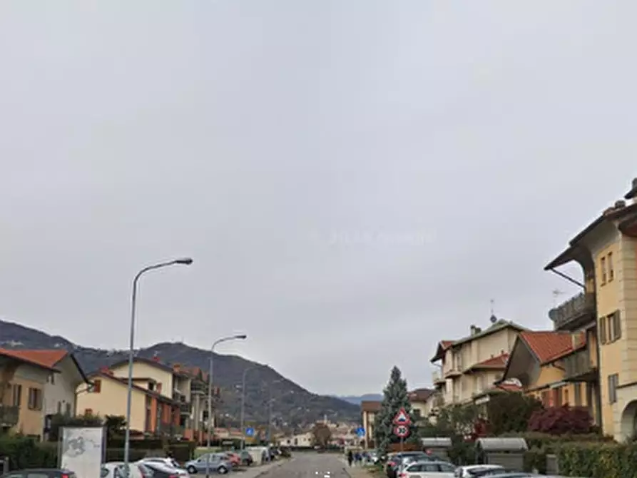 Immagine 7 di Garage in vendita  in via Peter Paul Rubens a Brembate Di Sopra