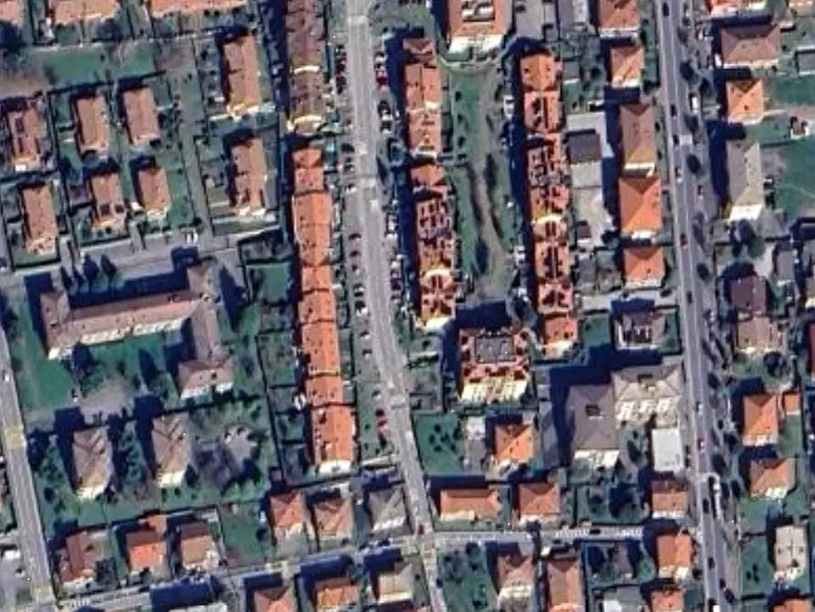 Immagine 1 di Garage in vendita  in via Peter Paul Rubens a Brembate Di Sopra