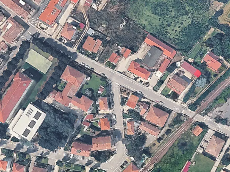 Immagine 3 di Appartamento in vendita  in Via Savonarola a Migliaro