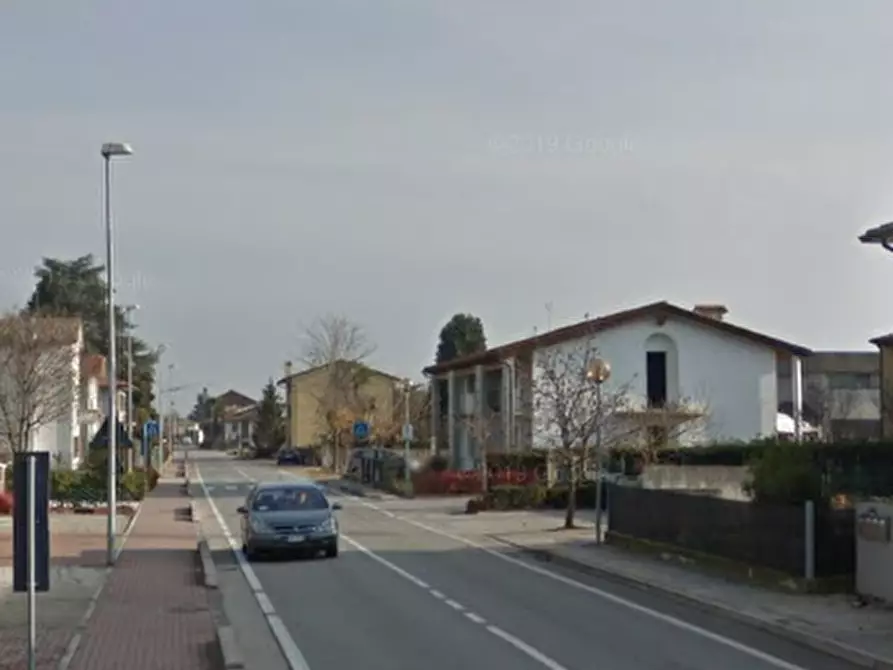 Immagine 5 di Villa in vendita  in Via Campagna a Loria