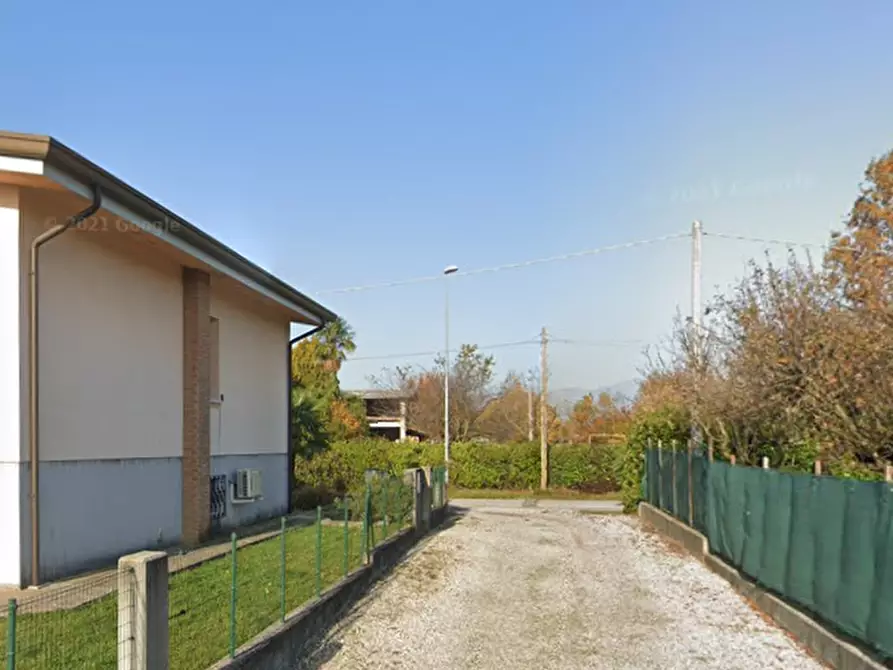 Immagine 6 di Villa in vendita  in Via Runchie a Azzano Decimo