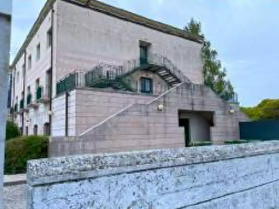 Immagine 9 di Hotel in vendita  in Via Villa Varda a Brugnera