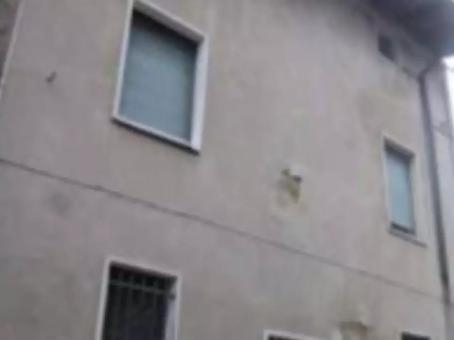 Immagine 2 di Rustico / casale in vendita  in Via Castello a Capriolo