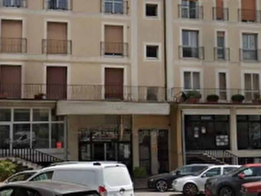 Immagine 5 di Negozio in vendita  in Via Virginio Montini a Lumezzane