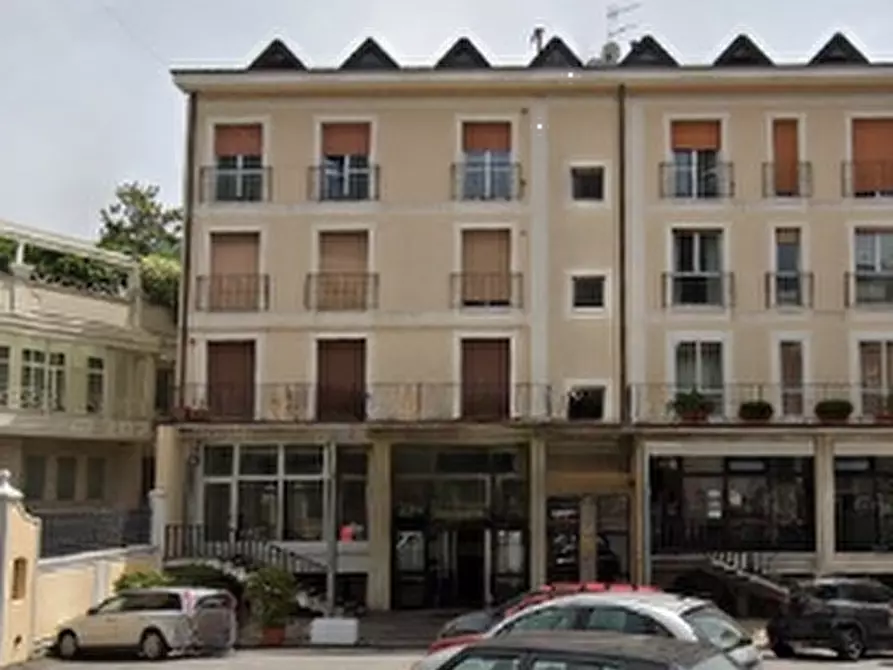 Immagine 6 di Negozio in vendita  in Via Virginio Montini a Lumezzane