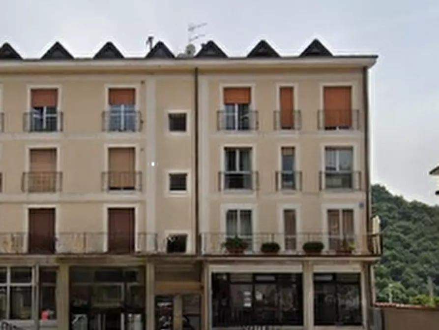 Immagine 7 di Negozio in vendita  in Via Virginio Montini a Lumezzane
