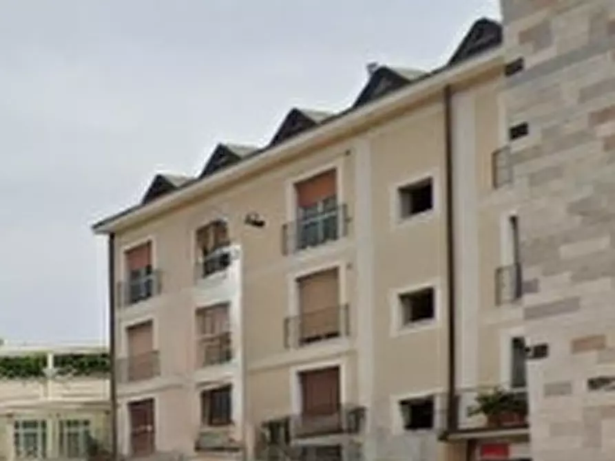 Immagine 13 di Negozio in vendita  in Via Virginio Montini a Lumezzane