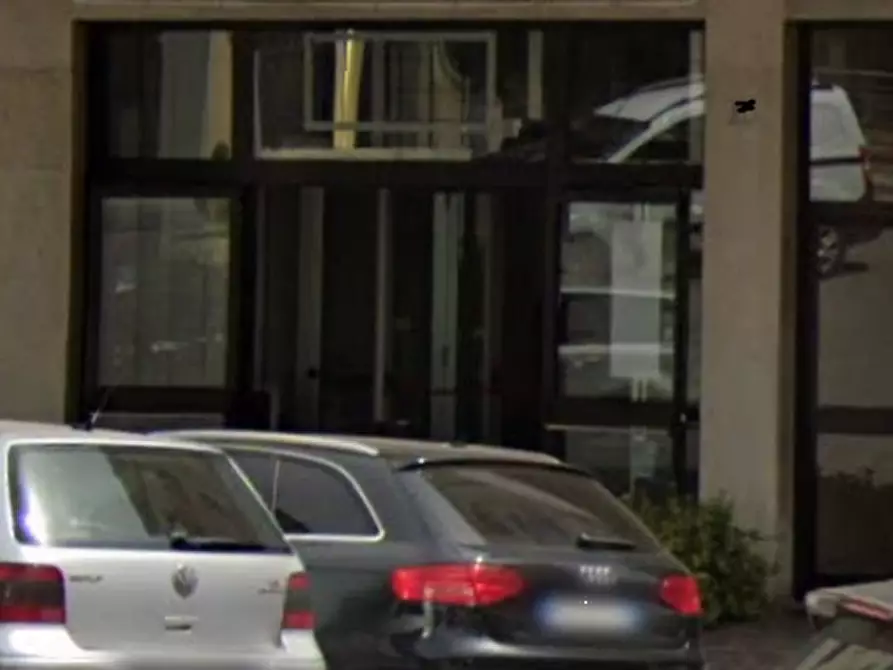 Immagine 14 di Negozio in vendita  in Via Virginio Montini a Lumezzane