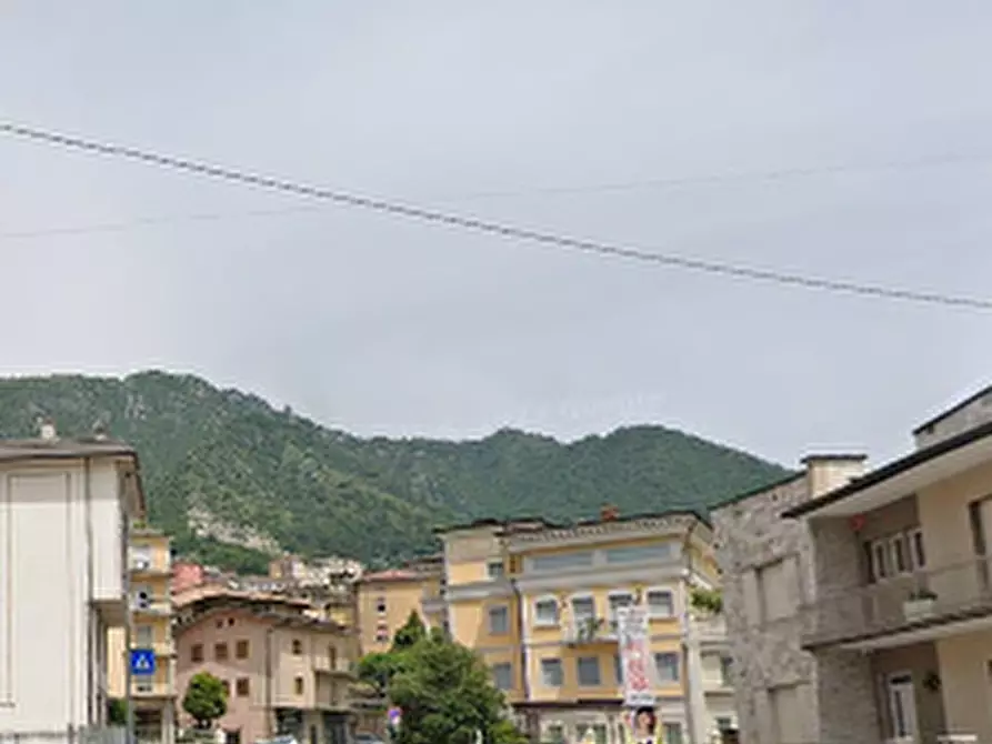 Immagine 18 di Negozio in vendita  in Via Virginio Montini a Lumezzane