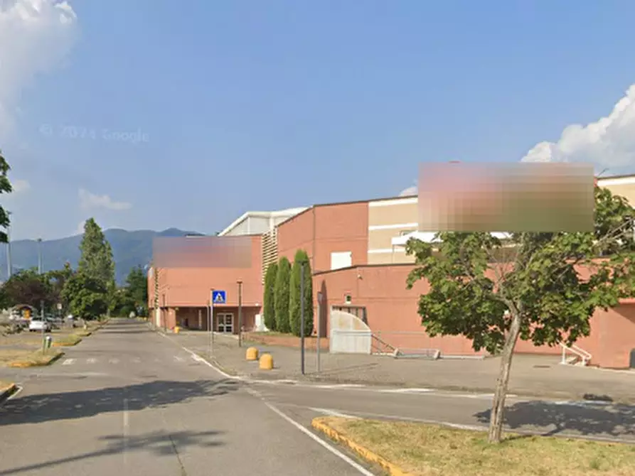 Immagine 20 di Negozio in vendita  in Via Roma  a Corte Franca