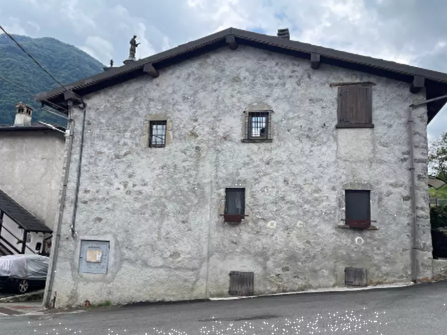 Immagine 3 di Appartamento in vendita  in Via San Vincenzo a Vedeseta