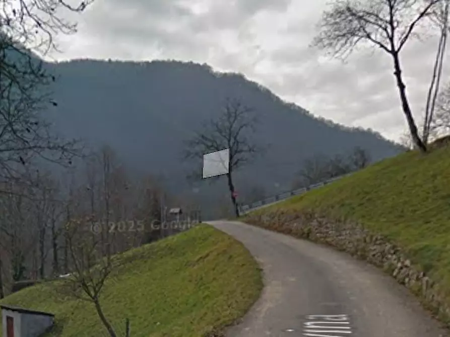 Immagine 8 di Appartamento in vendita  in Via San Vincenzo a Vedeseta