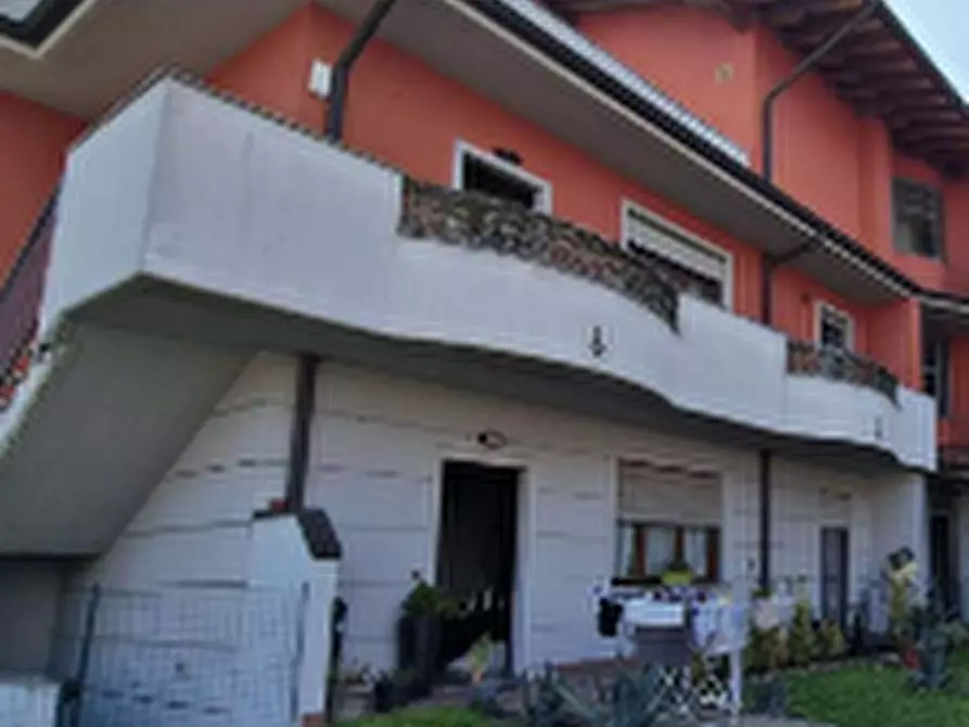 Immagine 1 di Appartamento in vendita  in Via Soncinese a Romano Di Lombardia