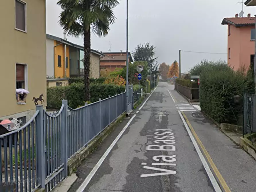 Immagine 11 di Garage in vendita  in Via Pasubio a Stezzano