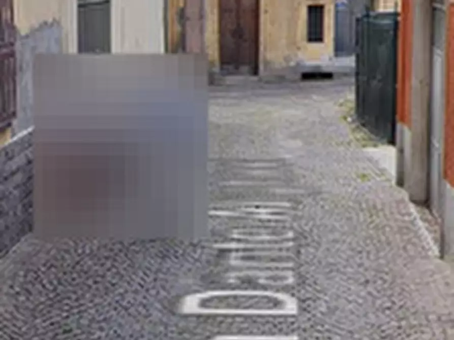 Immagine 11 di Appartamento in vendita  in Via Dante Alighieri a Canelli