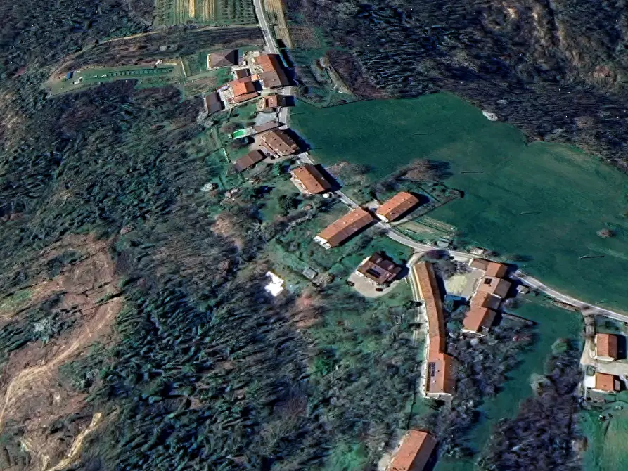 Immagine 9 di Porzione di casa in vendita  in strada Valmaggiore a Valfenera