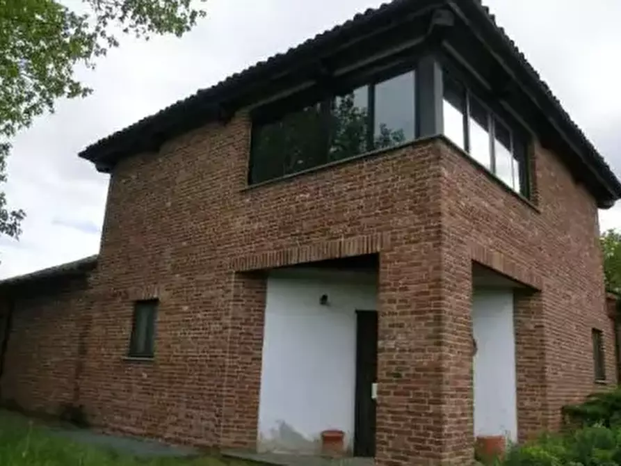 Immagine 3 di Villa in vendita  in Frazione Casabianca a Asti