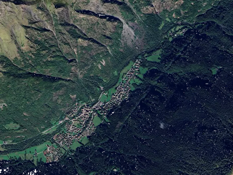 Immagine 2 di Appartamento in vendita  in Via Curò a Valbondione