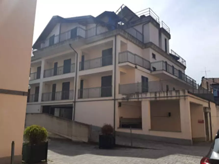 Immagine 3 di Appartamento in vendita  in Via San Carlo a Nizza Monferrato