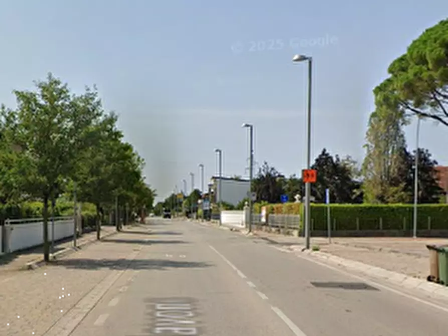 Immagine 9 di Appartamento in vendita  in Via Sclavons a Cordenons